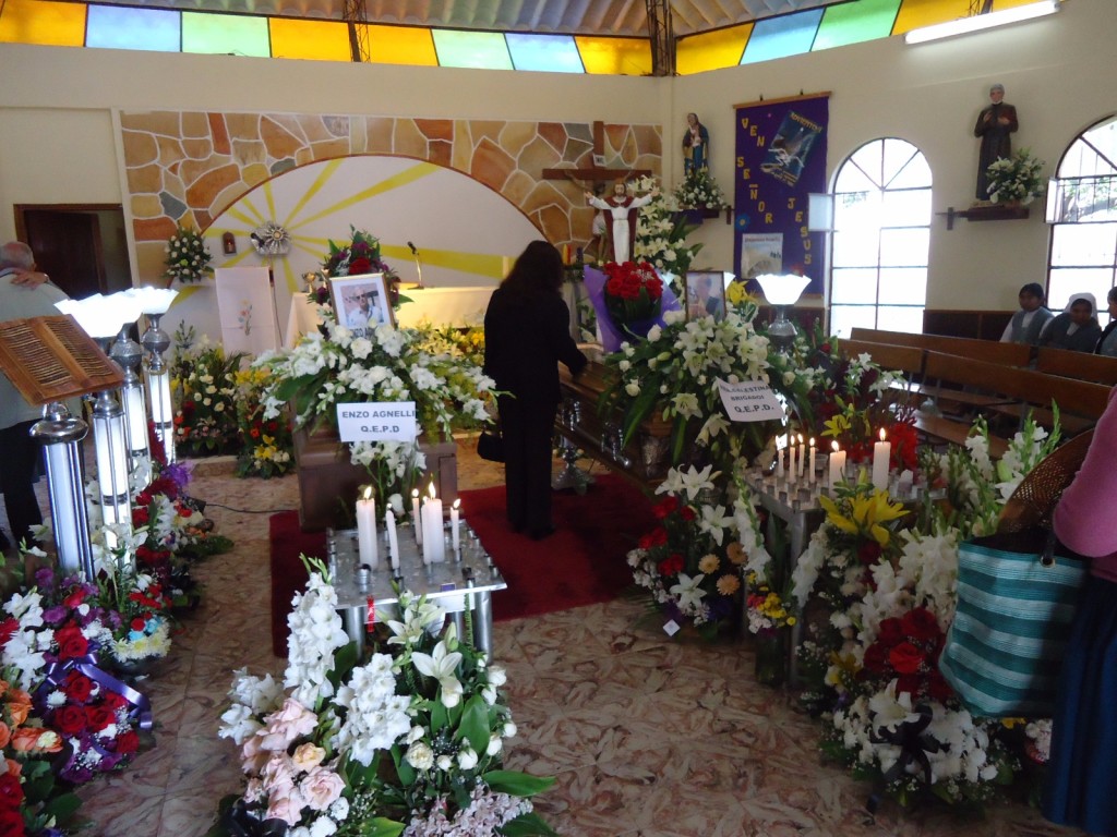 funerale suor celestina brigadoi 2.12.2016 bolivia 3 1024x768 Suor Celestina Brigadoi muore in Bolivia per incidente 