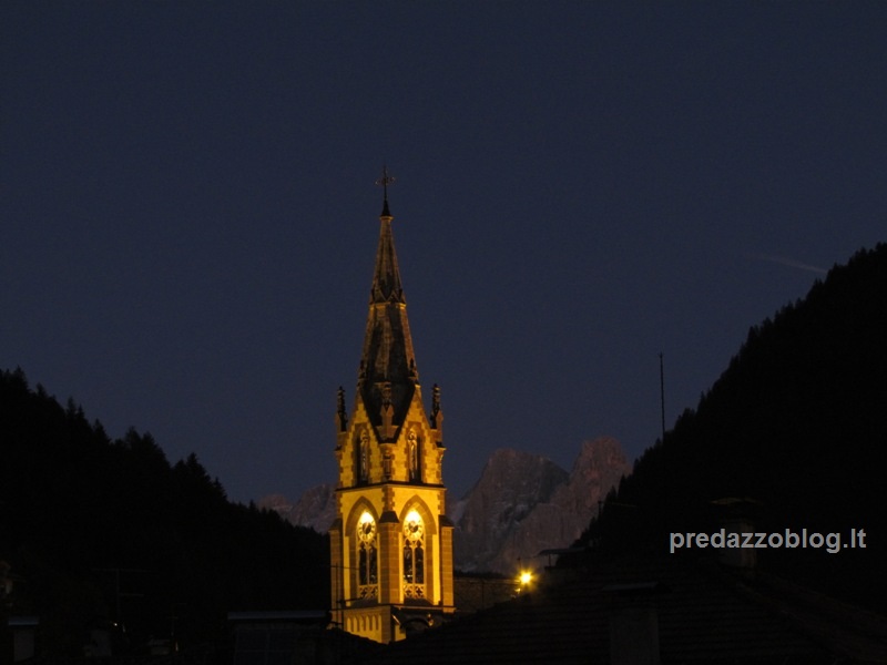 predazzo campanile di sera predazzoblog Predazzo, avviso della Parrocchia dal 6 al 13 novembre