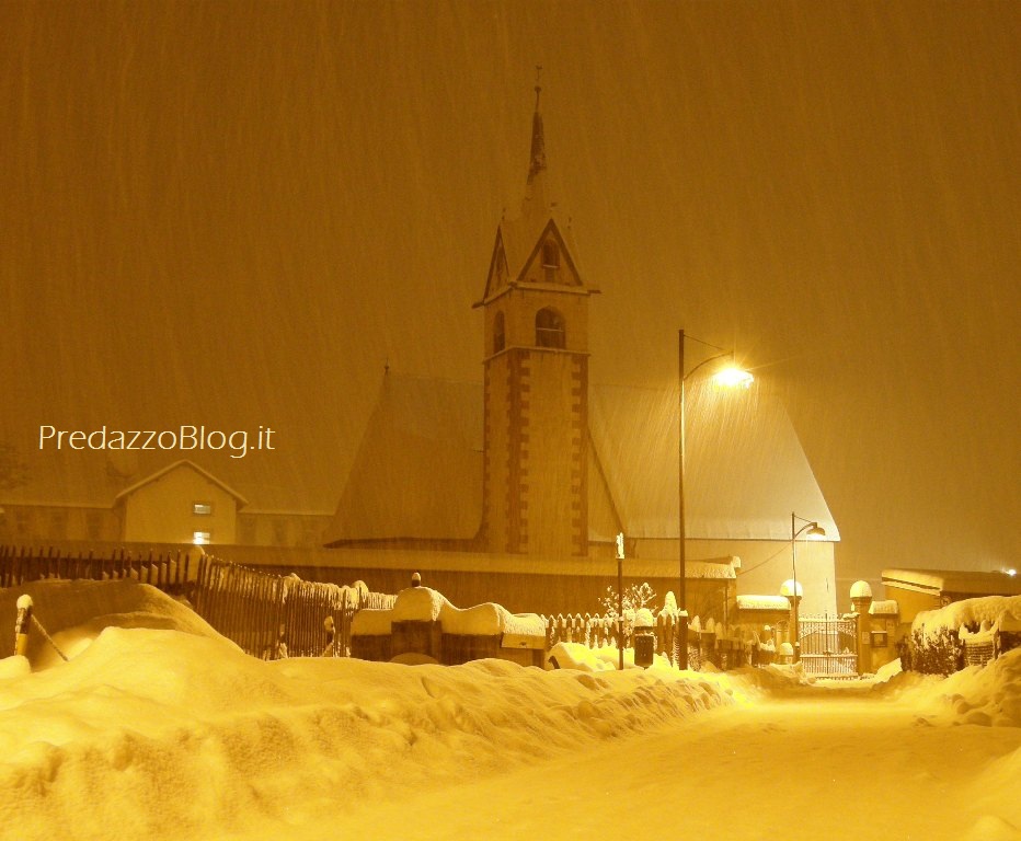 predazzo chiesa san nicolo neve predazzo blog notturna Predazzo, avvisi della Parrocchia dal 19 al 26 febbraio