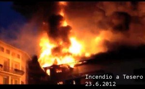 incendio a Tesero 23.6.12 300x183 Pauroso incendio a Tesero nella notte di sabato