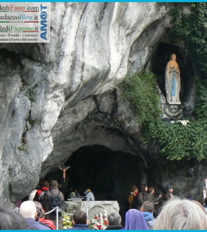 lourdes madonna grotta