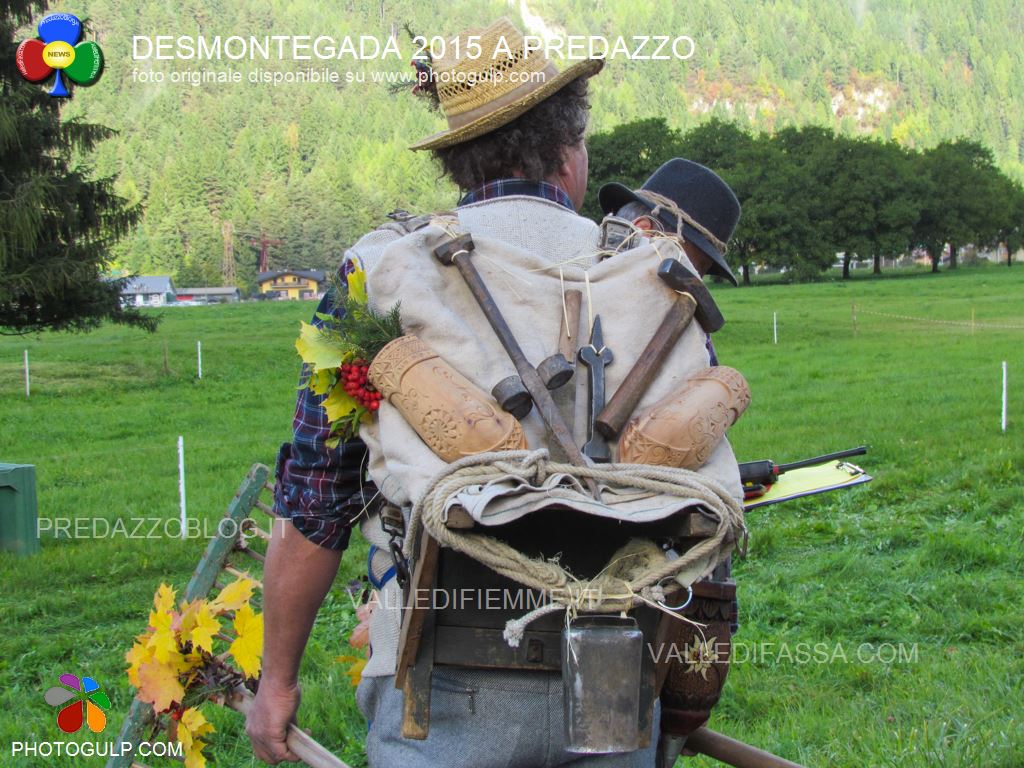 predazzo desmontegada 2015 4 ottobre predazzoblog26 Desmontegada 2016 e Festival del Gusto a Predazzo