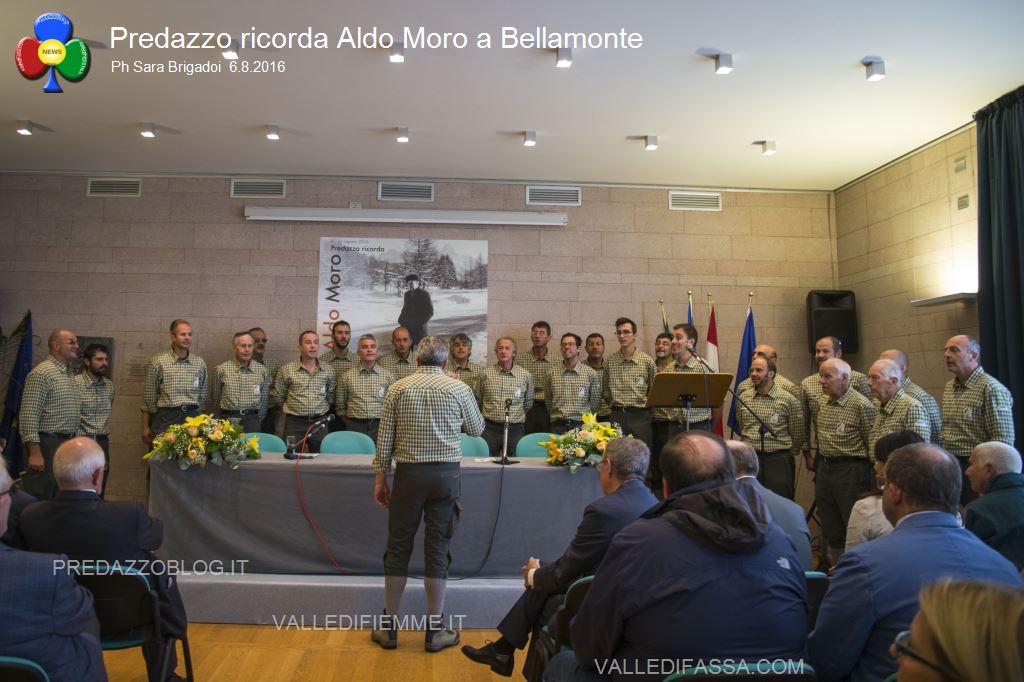 predazzo ricorda aldo moro bellamonte 6.8.16 ph sara brigadoi2 Bellamonte, intitolata ad Aldo Moro la Sala Conferenze 