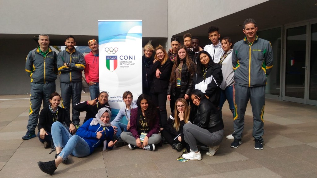 Foto di gruppo presso sede CONI trentino 1024x576 A Predazzo il secondo Campus Fiamme Gialle 2019 